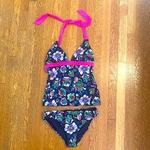 Boden floral tankini - size US 6
